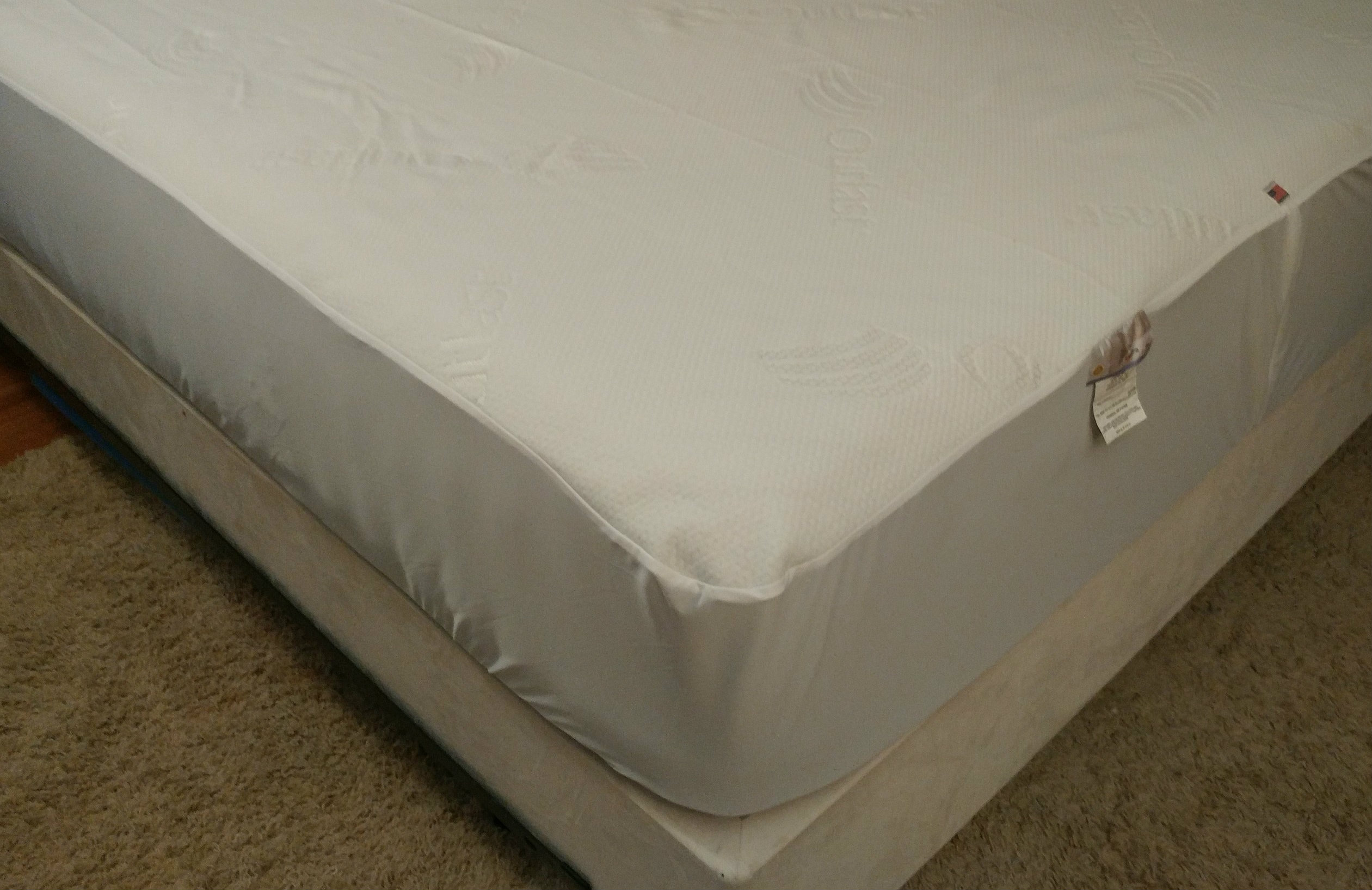 pellon slumber cool mattress protector twin